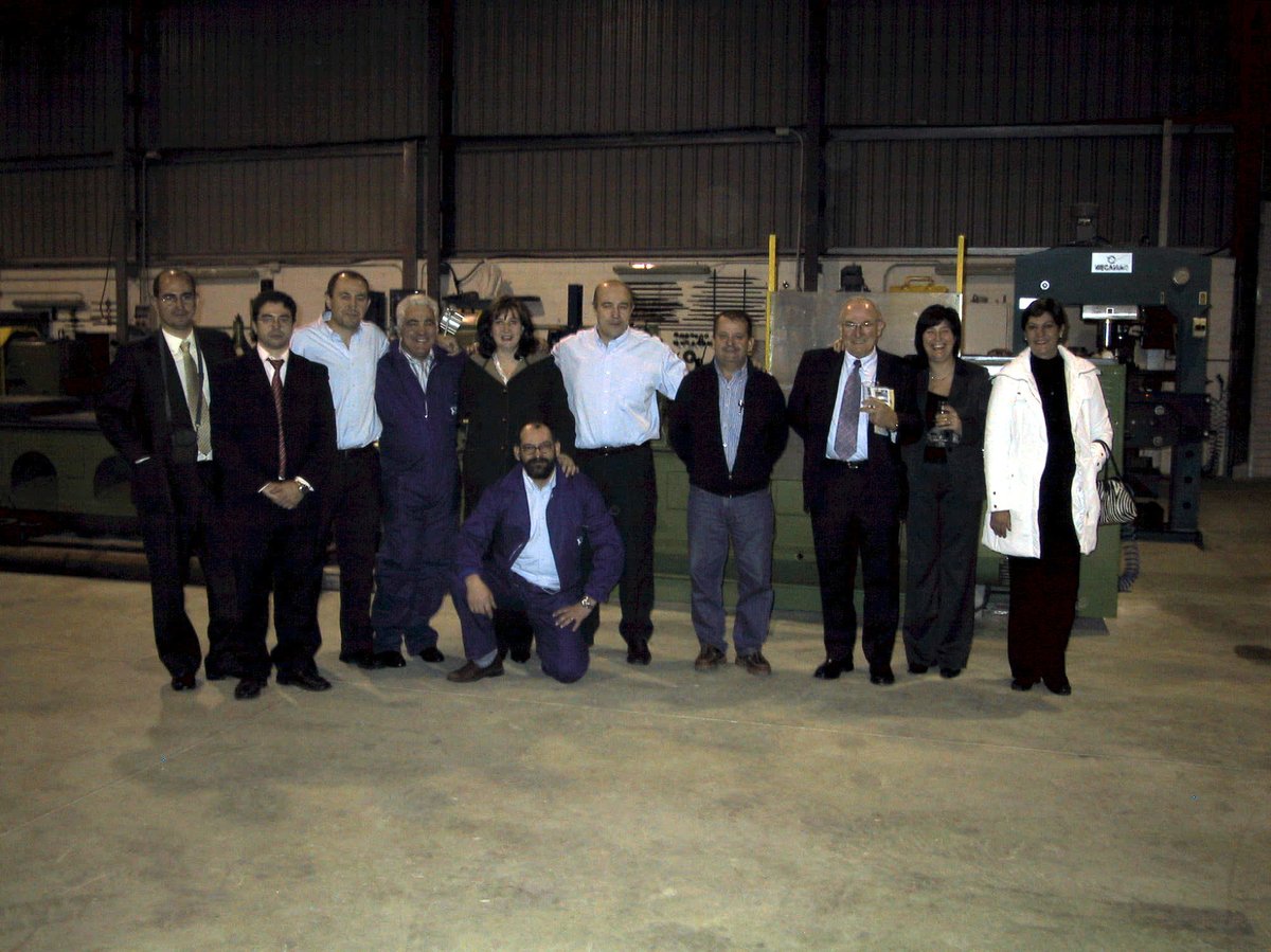 Imagen de Capitol 8 - 2004